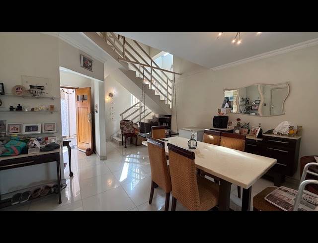 3 BEDROOM DUPLEX FOR SALE IN RESERVOIR HILLS